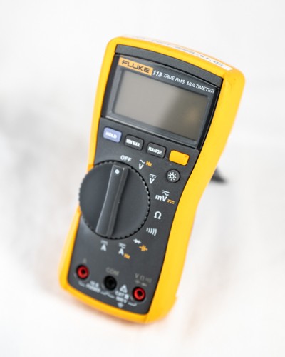 Fluke 115 TRMS 600V 10A AC/DC 6000PT Multimètre numérique 2583583